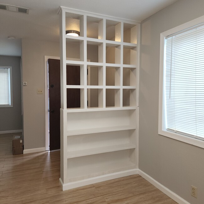 Dinning room sheves - 3424 12th Ave