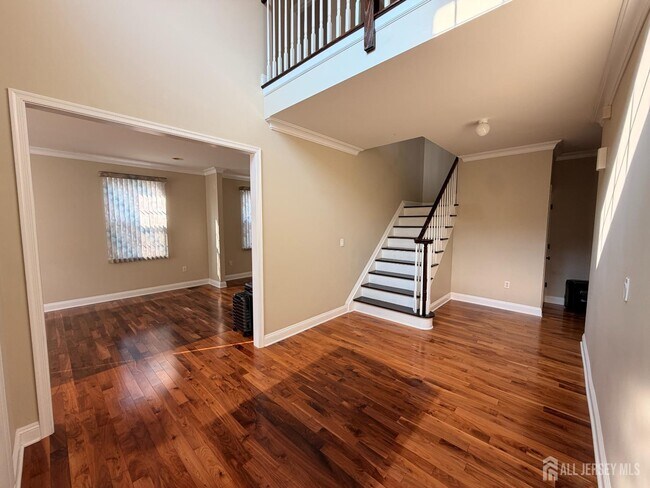 Building Photo - 87 Timberhill Dr