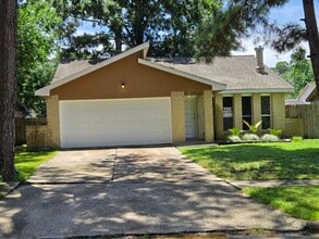 Building Photo - 7026 Foxfield Ln