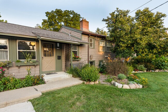 Building Photo - 2655 Whitewood St