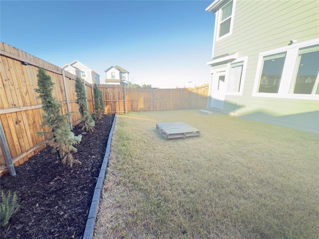 Building Photo - 6000 Holly Spg Rd