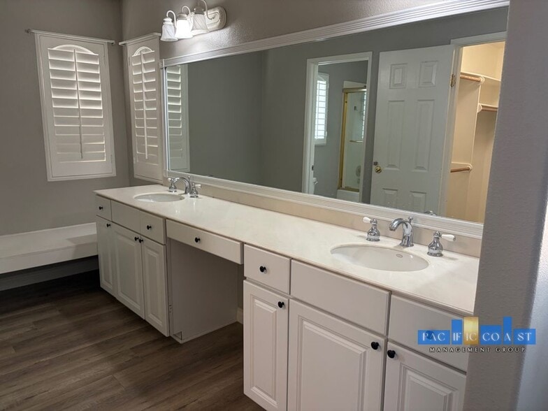 Building Photo - 346 Hilltop Ln