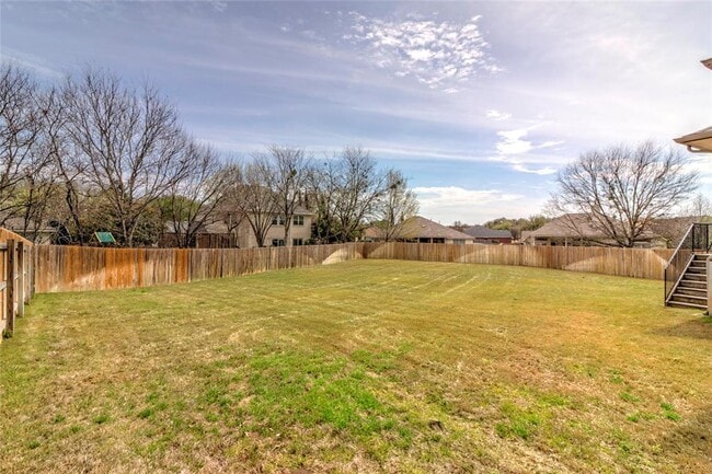 Building Photo - 225 Deep Creek Dr