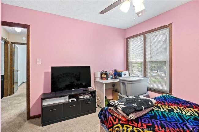 Building Photo - 5800 Horton Pl