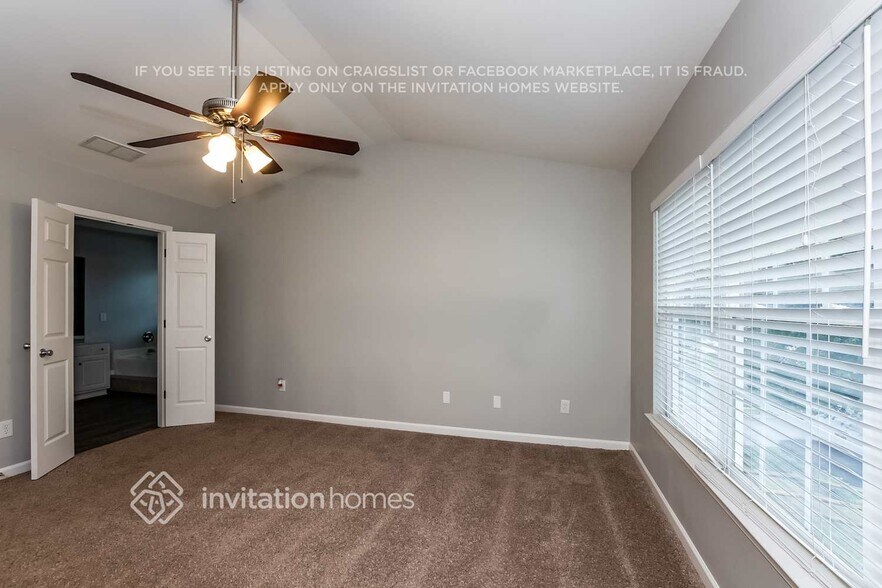 Building Photo - 13305 Norseman Ln