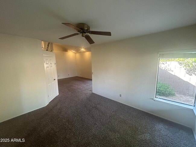 Building Photo - 15845 N 50th St