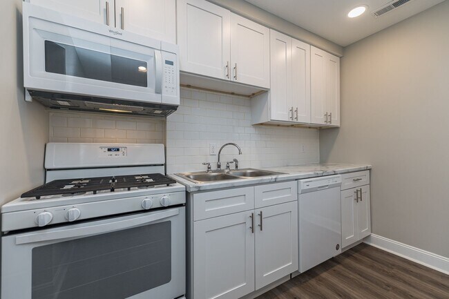 Building Photo - NEW UNITS WILL BE AVAILABLE SOON!!