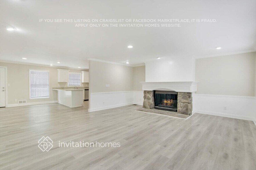 Building Photo - 2441 Springfield Cir