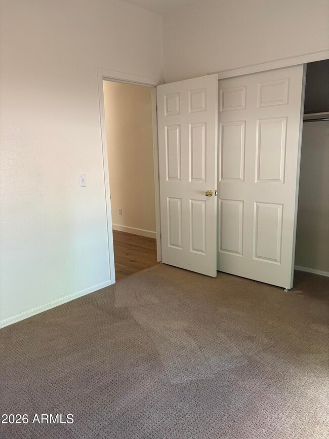 Building Photo - 670 Brindle Dr
