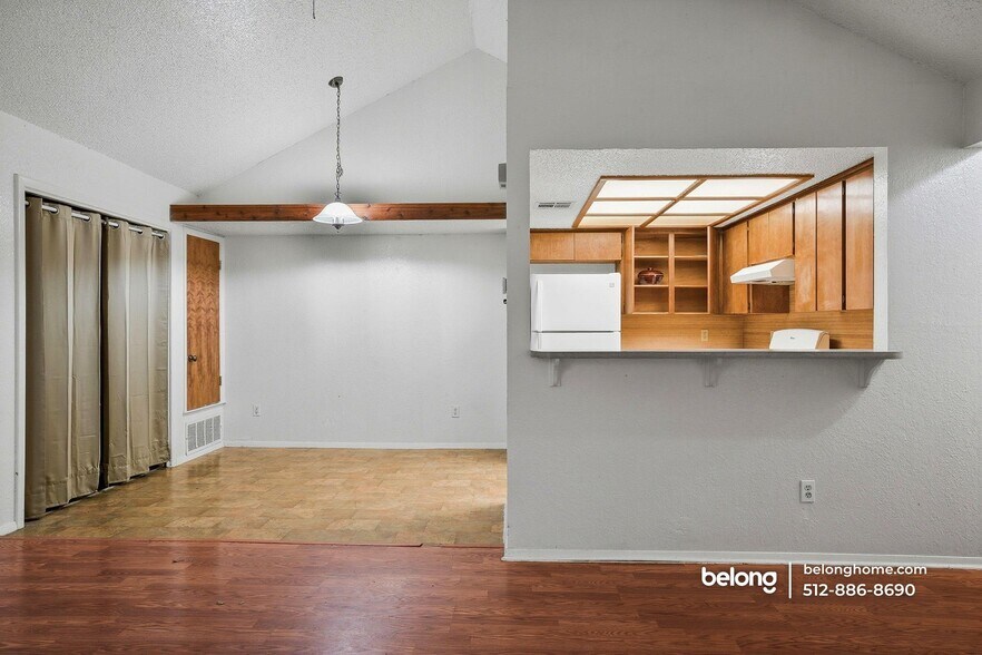 Building Photo - 1000 Milford Way