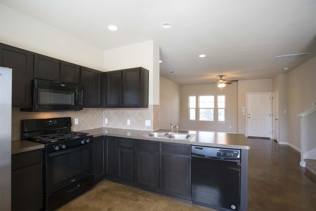 Building Photo - 4506 Truth Wy