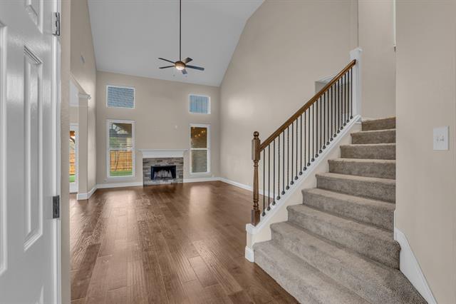 Building Photo - 754 Monterey Dr