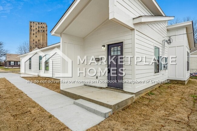 Building Photo - 1369 Chadwick Cir