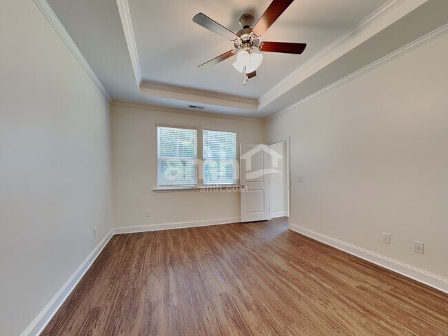 Building Photo - 124 Gregory Dr