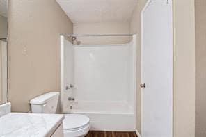 Building Photo - 301 Craddock Ave