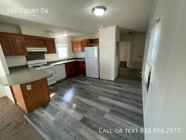 Building Photo - 106 Court Dr