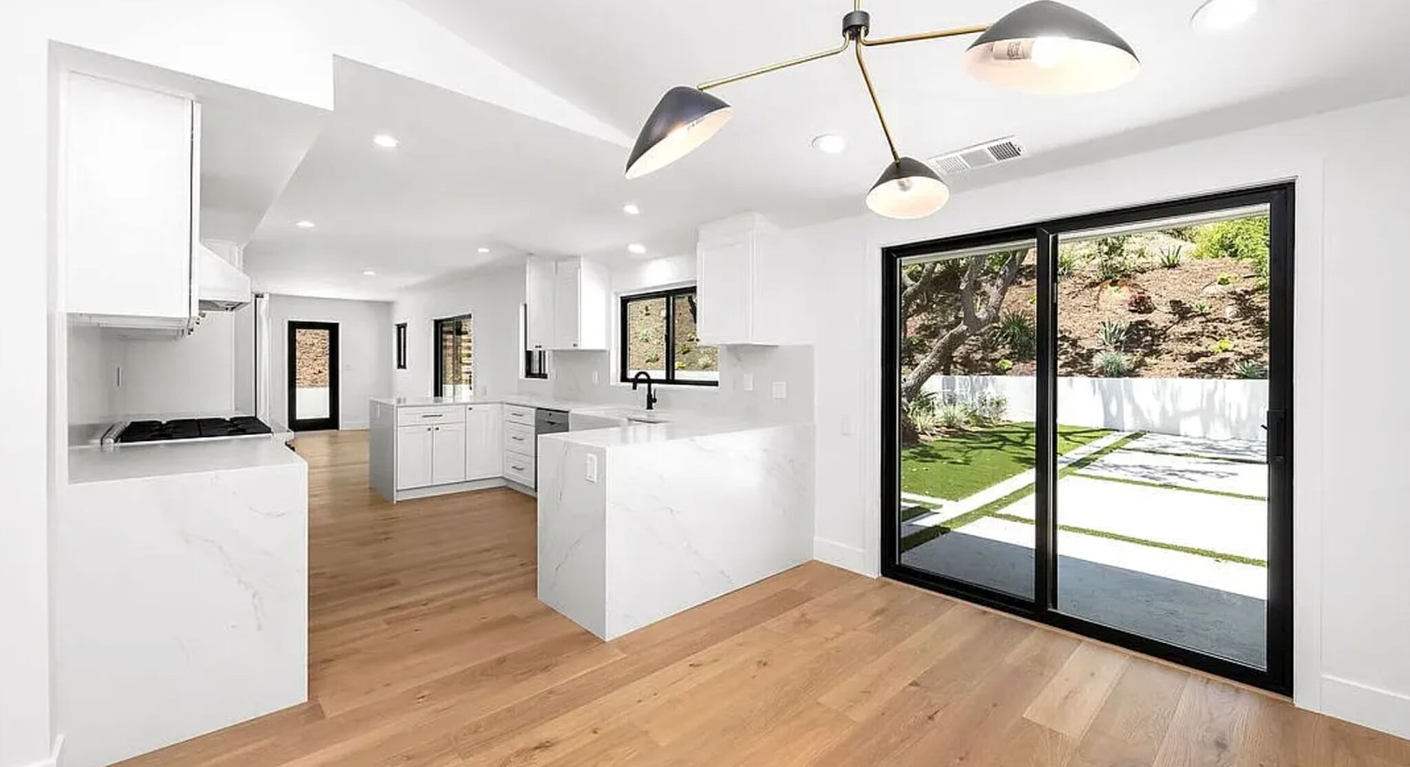 Building Photo - 17163 Clemons Dr