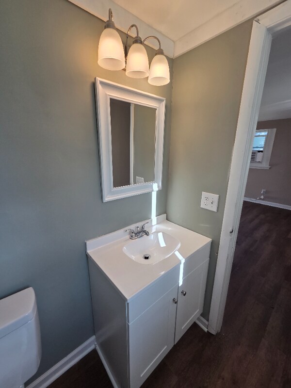 Building Photo - 2422-2424-2424 Tinnell Ct