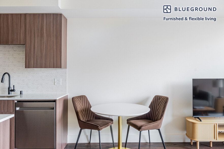 Building Photo - 19888 40th Ave W