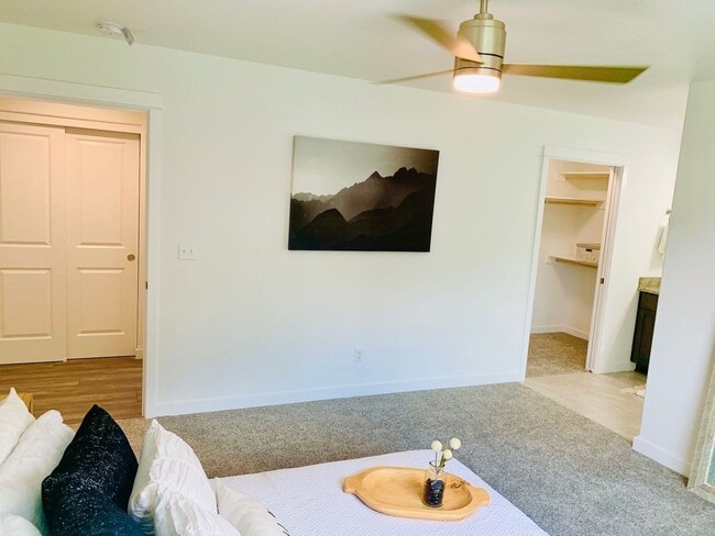 Building Photo - Newer 3 bedroom 2 bath house in Sutherlin