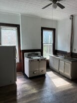 Building Photo - 234 10th St