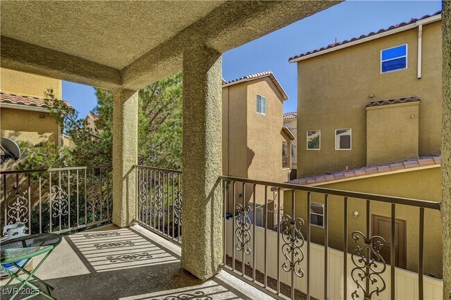 Building Photo - 8949 Brian Christopher Ave