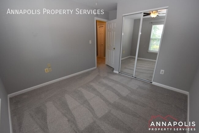 Building Photo - 1605 Rockhold Rd