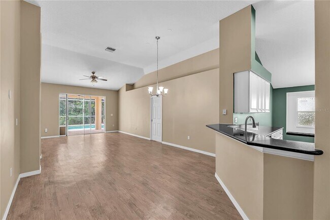 Building Photo - 17738 Nathans Dr