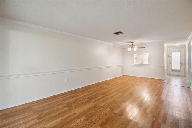 Building Photo - 4244 Tamargo Dr