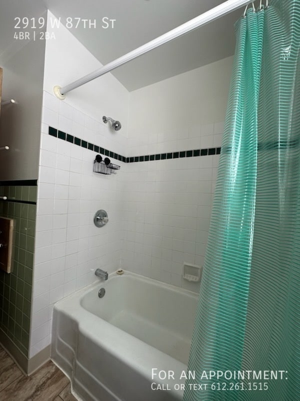 Building Photo - 2919 W 87th St