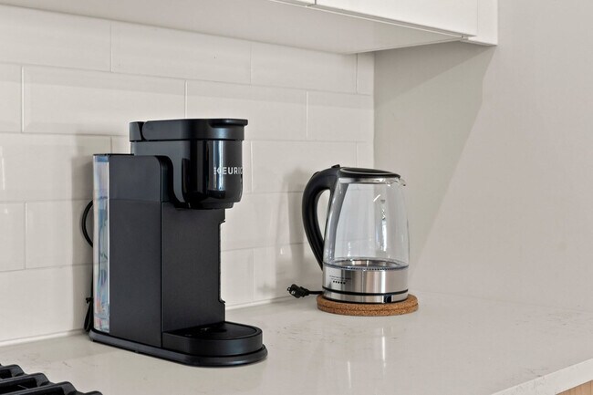 Building Photo - 1247 N 2nd St