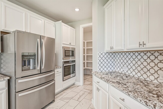 Building Photo - 2641 Summer Indigo Trl