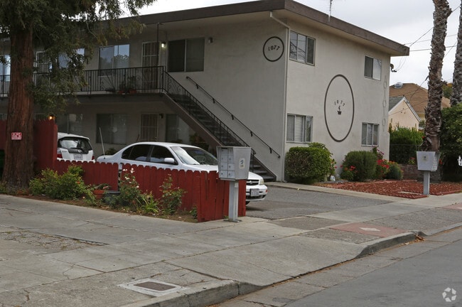 Building Photo - 1085 Eugene Ave