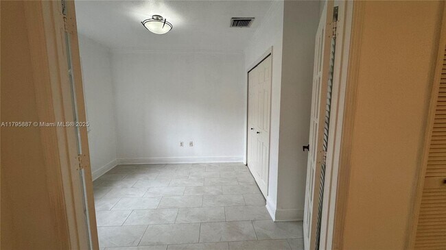 Building Photo - 7752 SW 95th St