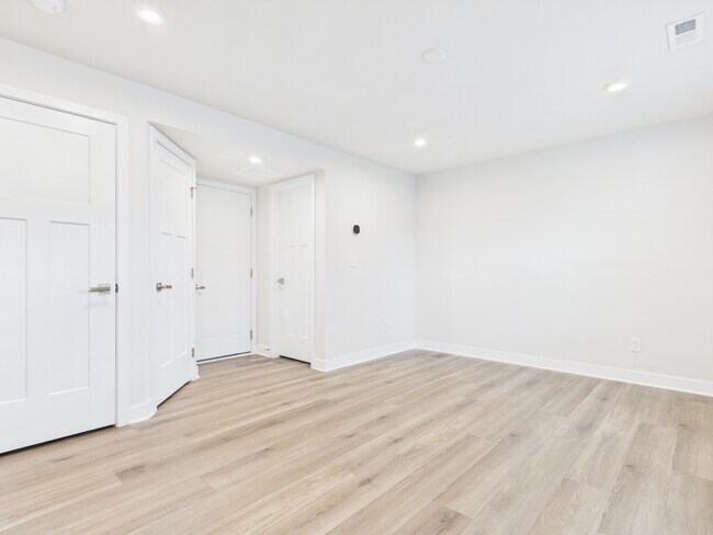Building Photo - 1414 Townes Rd