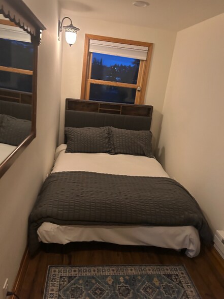 Building Photo - 30 W Etruria St