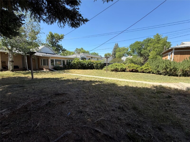 Building Photo - 2213-2215 7th Ave N