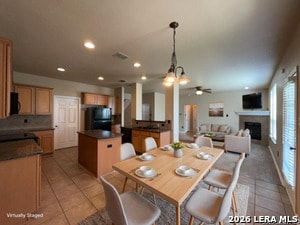 Building Photo - 9850 Gazelle Ford