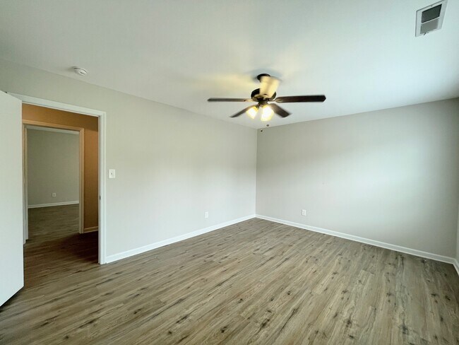 Building Photo - 30003 Westfield Dr