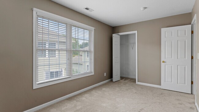 Building Photo - 34 Douglas Fir Ave