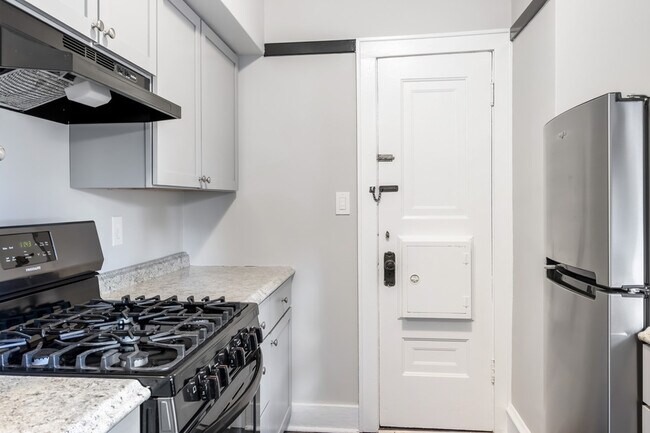 Building Photo - 3919 N Morris Blvd