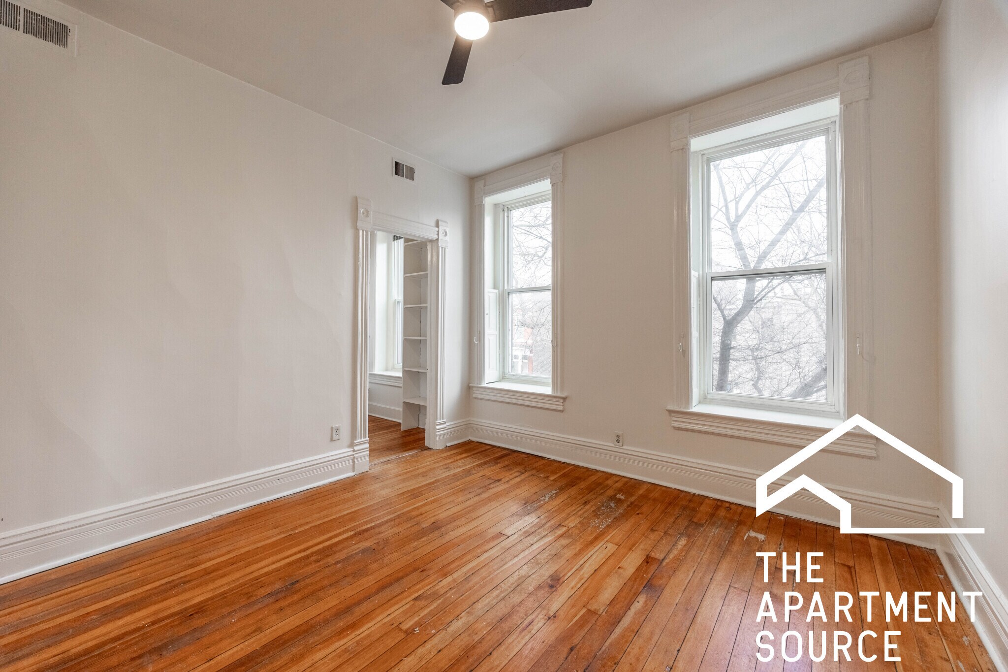 Building Photo - 2059 N Clifton Ave