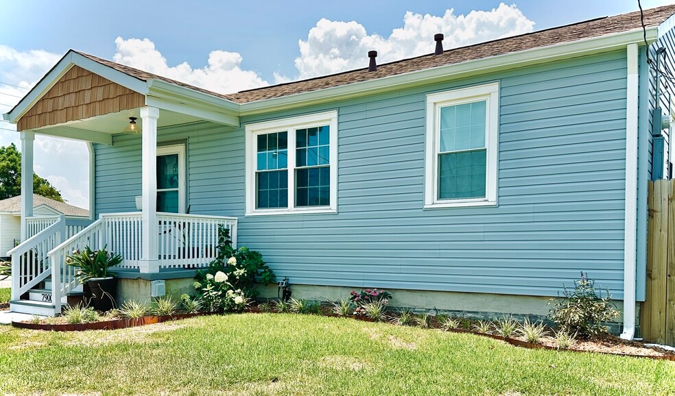 Building Photo - 7900 Richard St