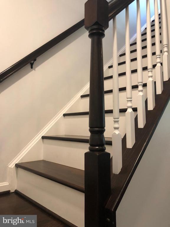 Building Photo - 2927 Mainstone Dr