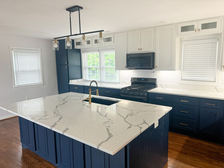 Building Photo - 8320 Telegraph Rd