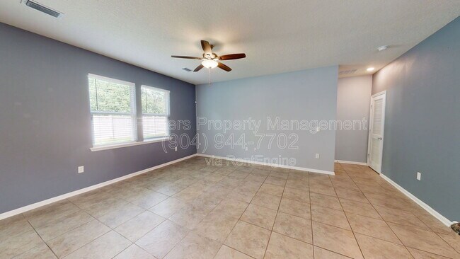 Building Photo - 3718 Ruby Kinglet Dr