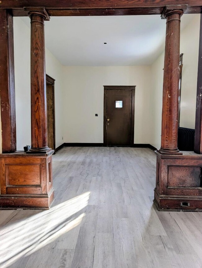 Building Photo - 524 Pennsylvania Ave