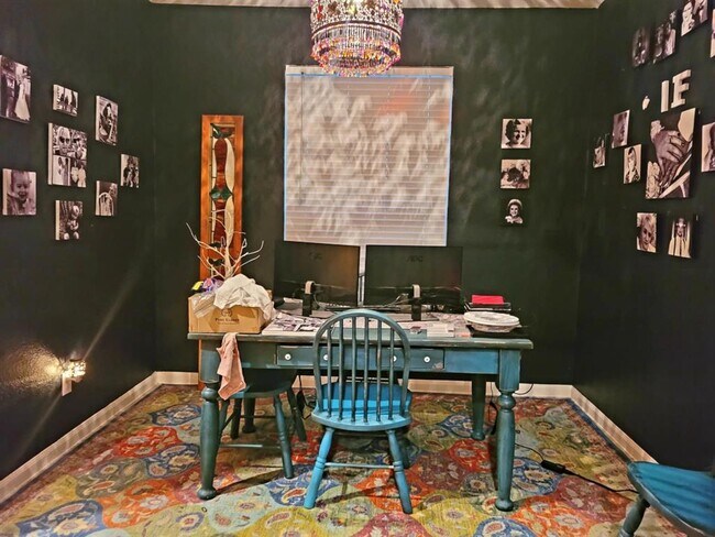 Building Photo - 2124 Bowline Rd