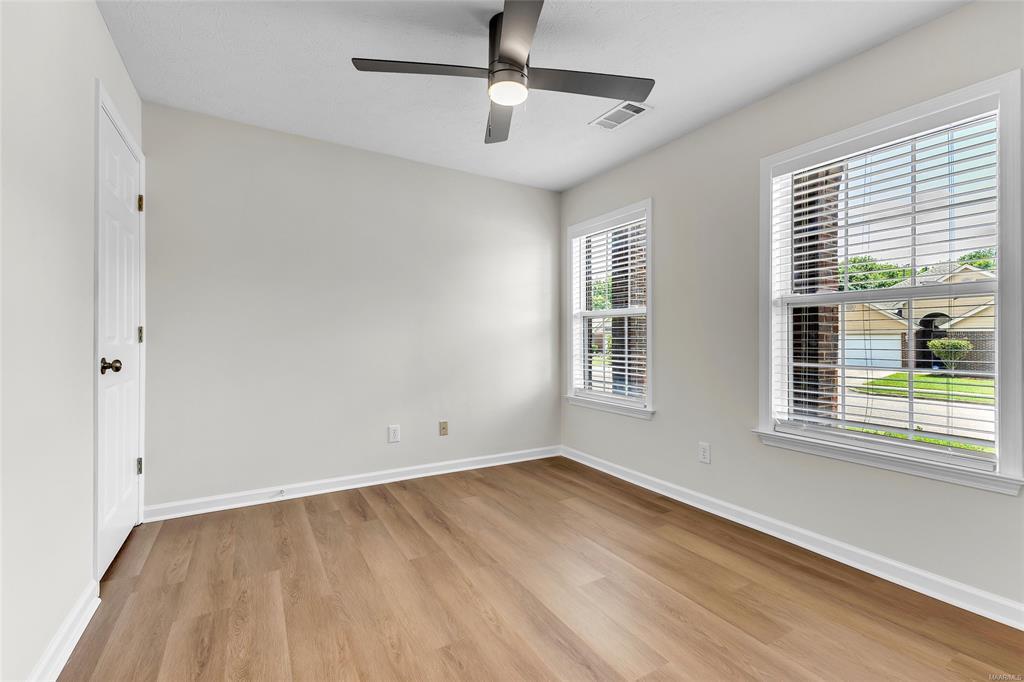 Building Photo - 3925 Claiborne Cir