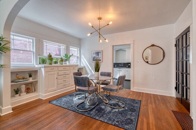 Building Photo - 2215 SE Powell Blvd